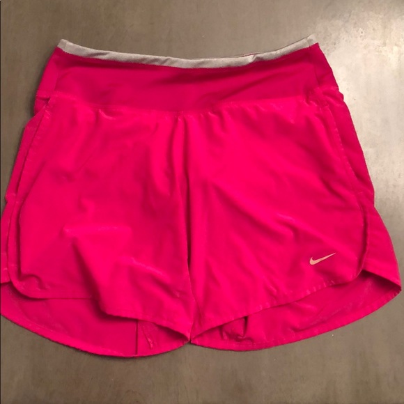 To small - Picture 1 of 3